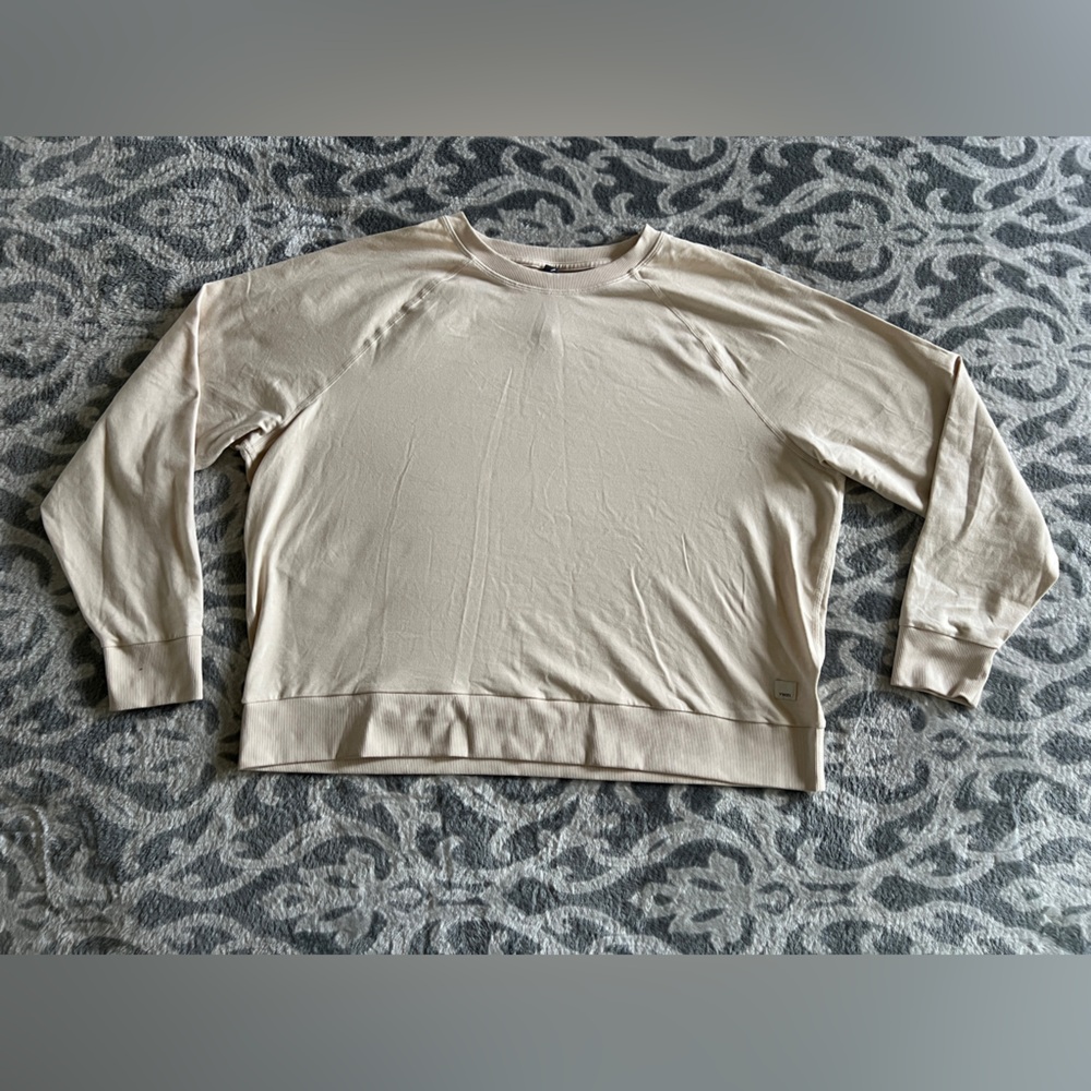 Vuori Long Sleeve Halo Crew